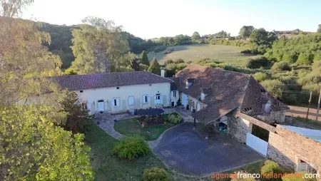 Haus mit Gästehaus zu verkaufen st germain les belles, limousin, Li1075 Bild - 2