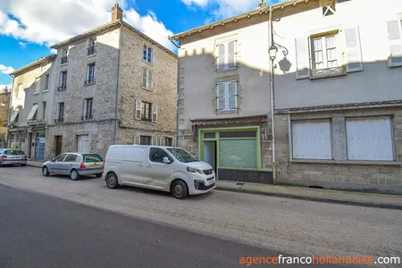 4-storey town house Ref # Li892