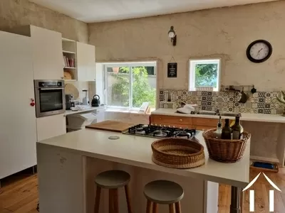 Maison de Maître zu verkaufen chatel montagne, auvergne, AP030071025 Bild - 3