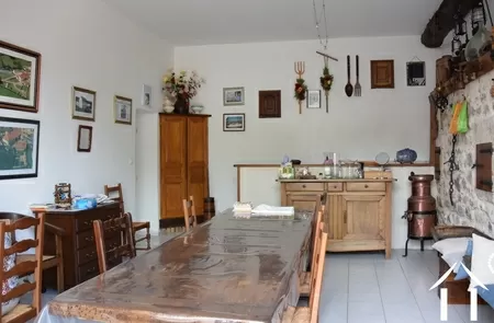 Gästehauskomplex zu verkaufen cluny, burgund, JP5150S Bild - 9