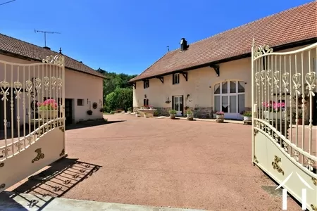 Gästehauskomplex zu verkaufen cluny, burgund, JP5150S Bild - 1