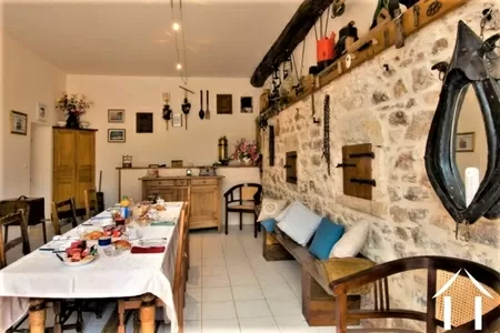 Gästehauskomplex zu verkaufen cluny, burgund, JP5150S Bild - 8