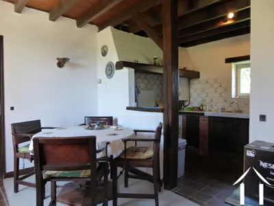 Esszimmer mit offener Küche