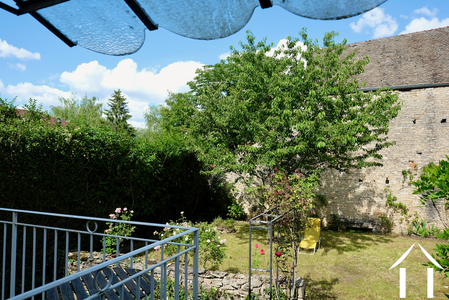 Der Garten, wie man ihn von der Küche aus sieht