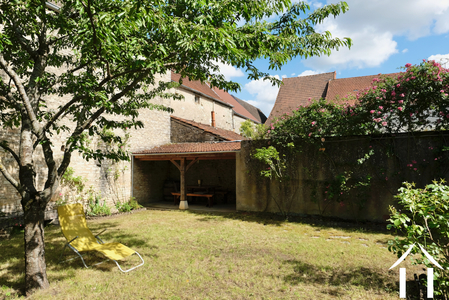 Der Garten und das Vordach