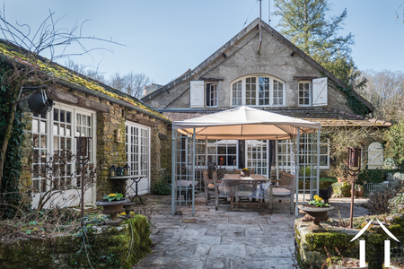 Haus zu verkaufen couches, burgund, BH5395H Bild - 1