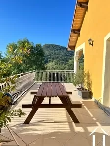 Seiten-Terrassen-Sitzgelegenheiten