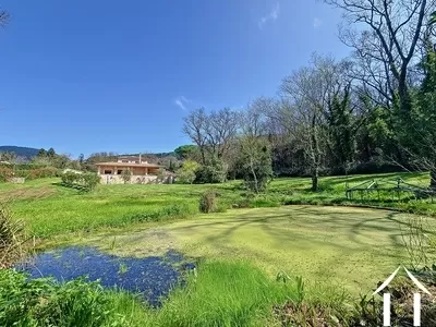 Villa mit beheiztem Pool, Aussicht und Parkgarten. Ref # 06-702414