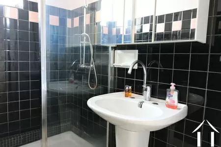 Haus 1: Duschraum