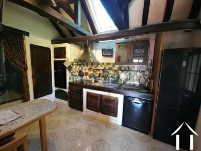 Charakterküche mit neuen Geräten