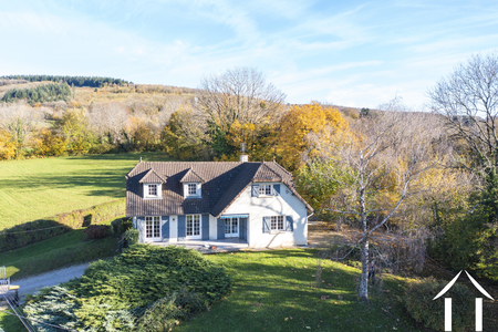 Charmantes Haus, Grenze Jura/Bourgogne Ref # bh5638h 