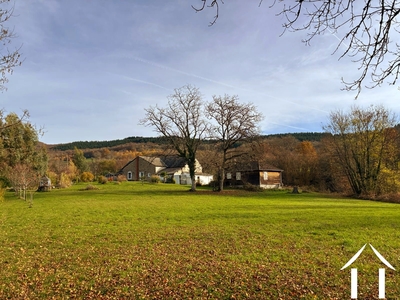 Ideale gelegene renovierte Farm im Naturpark Morvan Ref # cvh5639 