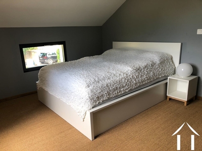 Schlafzimmer 1 mit eigenem Bad und Duschraum