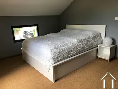 Schlafzimmer 1 mit eigenem Bad und Duschraum