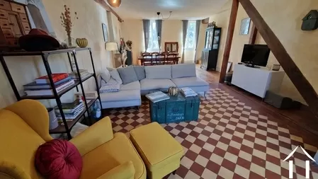 Wohnzimmer und Essbereich im Obergeschoss