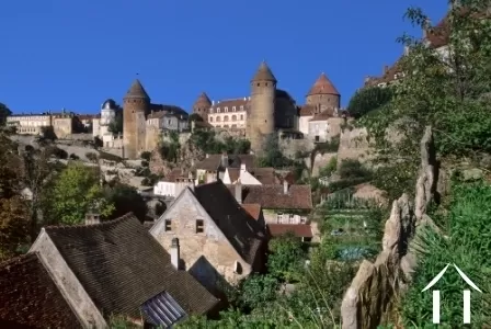 Semur Mittelalterliche Stadt