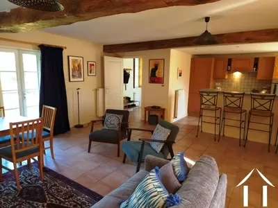 Living room to breakfast bar