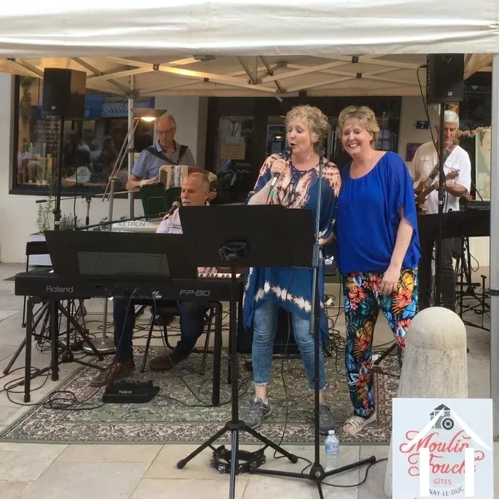 LIVING THE DREAM bild-7