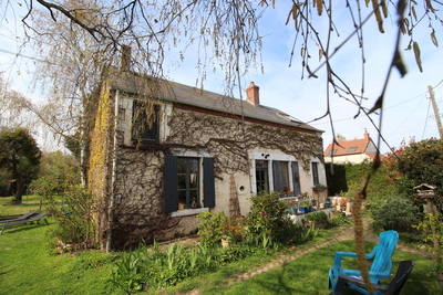 Charmantes Landhaus mit Garten