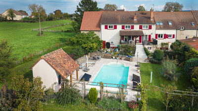 __Clone____Clone__Großes Haus mit Ferienwohnung und Schwimmbad